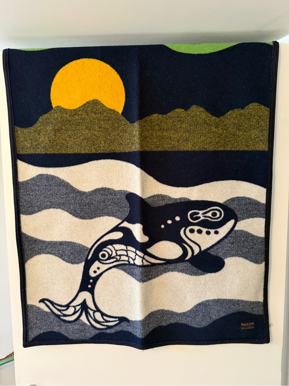 Wool Pendleton baby blanket with whale - Picture 2 of 5